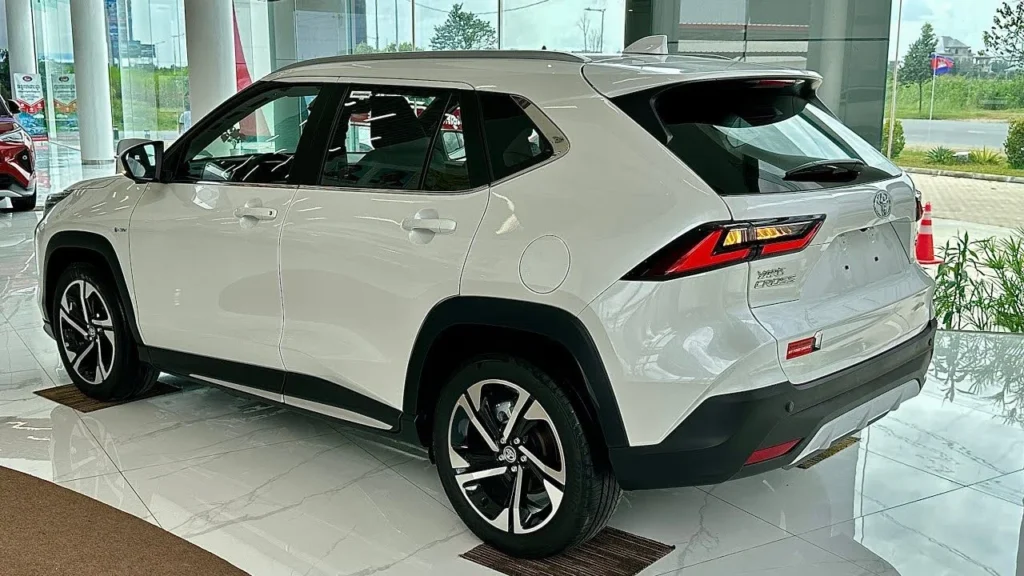 Toyota Raize Car